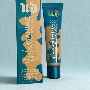 Urban Decay Tan and Cream Box